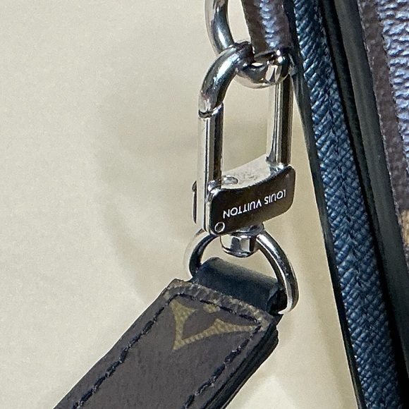 Louis Vuitton Black Macassar Zippy Dragonne Wristlet Monogram Wallet - Picture 10 of 11